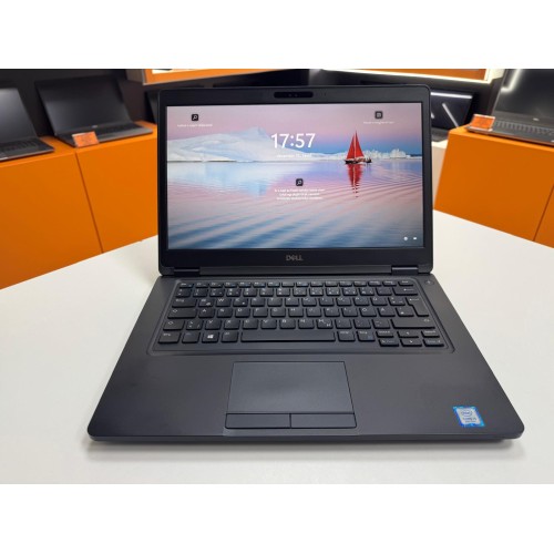 Dell Latitude 5490 felújított használt laptop | enyhe kijelző karc Dell Latitude 5490 felújított használt laptop | enyhe kijelző karc