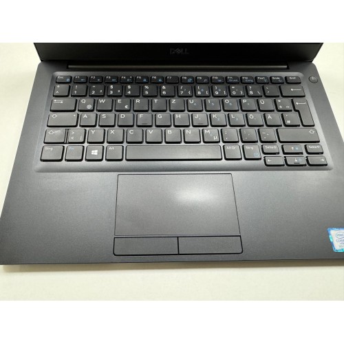 Dell Latitude 7390 felújított használt laptop Dell Latitude 7390 felújított használt laptop