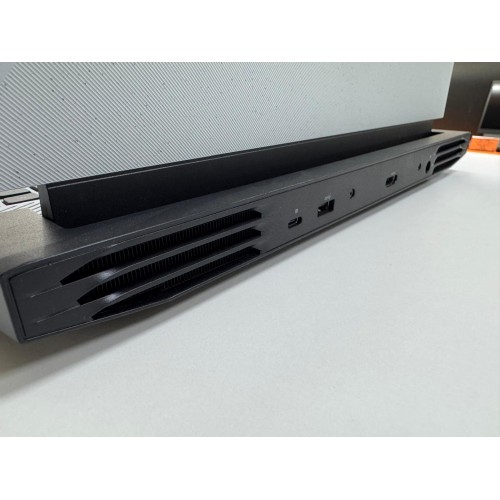 Újszerű Dell G15 5525 Gamer felújított laptop Újszerű Dell G15 5525 Gamer felújított laptop